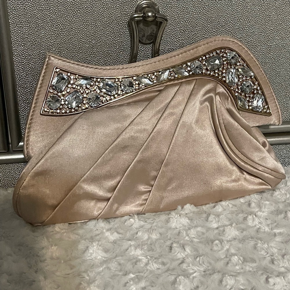 Elegant Cream Clutch with Crystal Accents